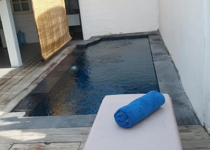Olivia * Seminyak (Bali)